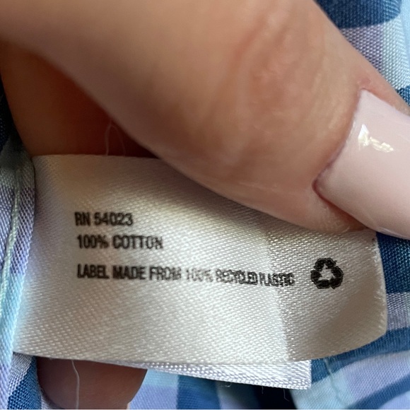 GAP Slim-Fit Non-Iron Button-Down - Picture 7 of 9